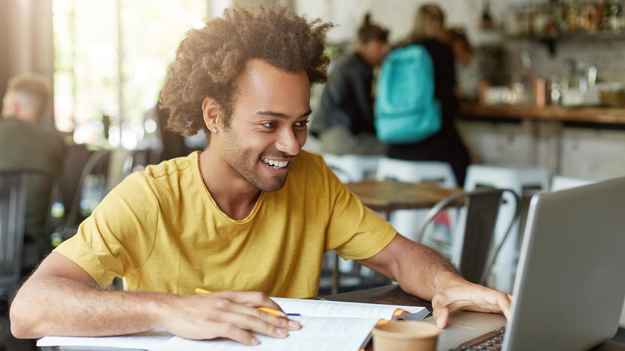 You are currently viewing How to Make Friends While You’re in University